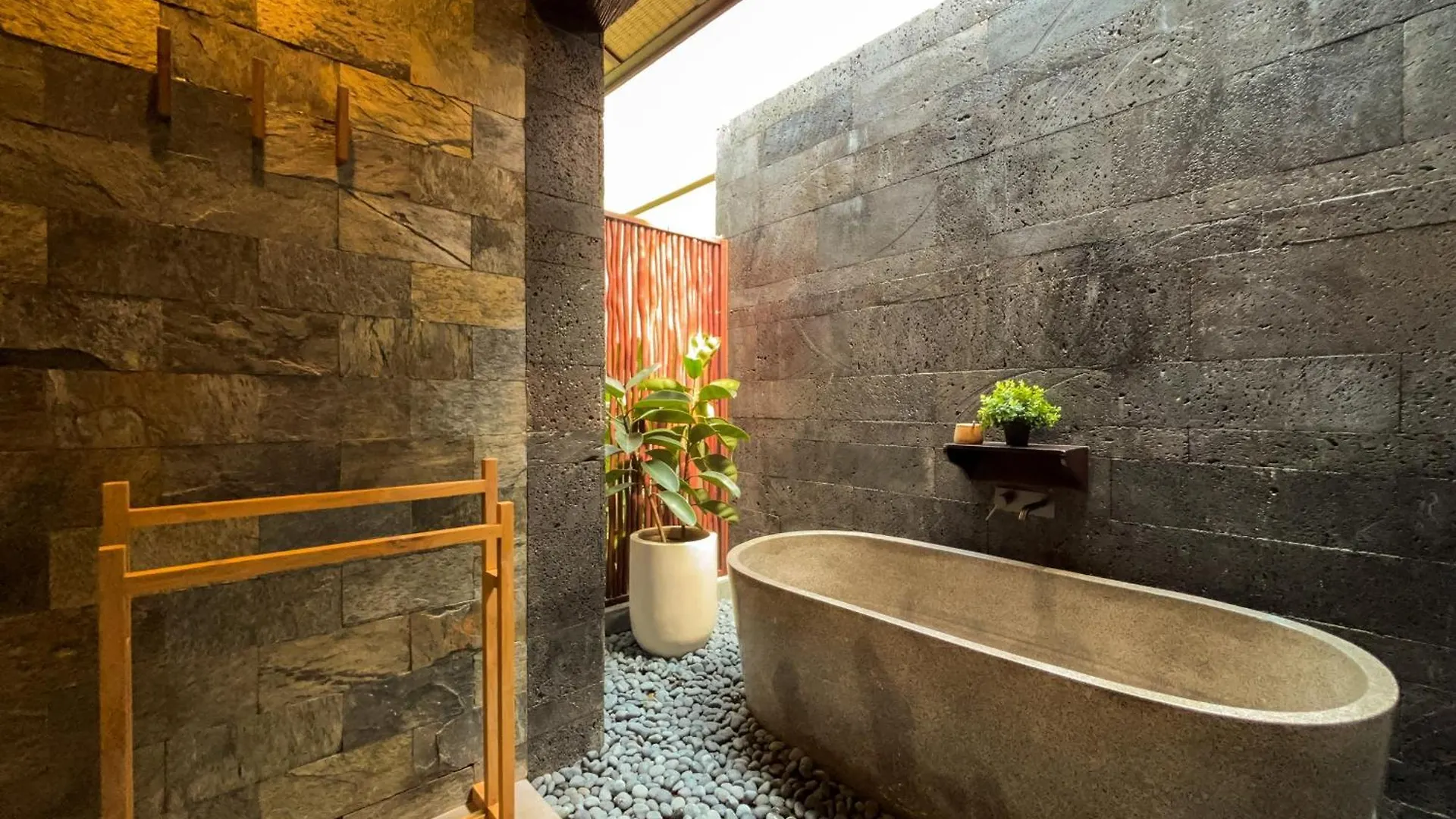 Villa Bolon Kuta Lombok